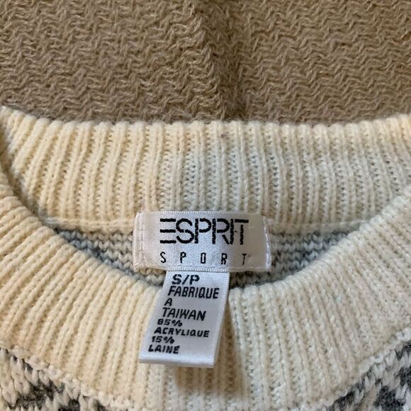 Esprit wool blend vintage sweater. Size small - Picture 3 of 6